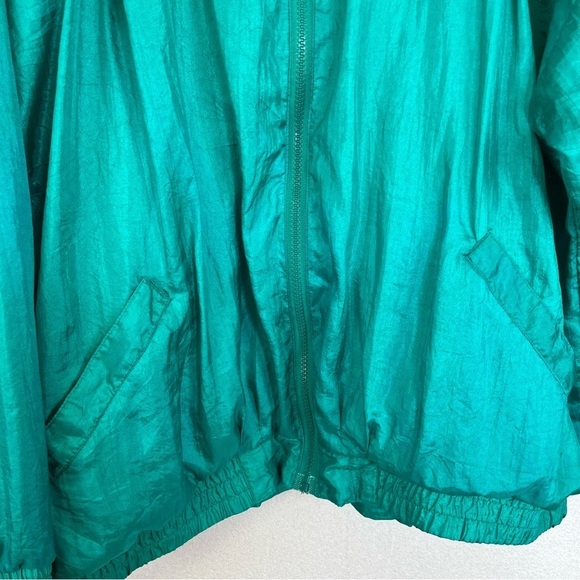 2B Active Metallic Green Vintage 90s Athleisure Gym Athletic Windbreaker Jacket - Picture 8 of 14
